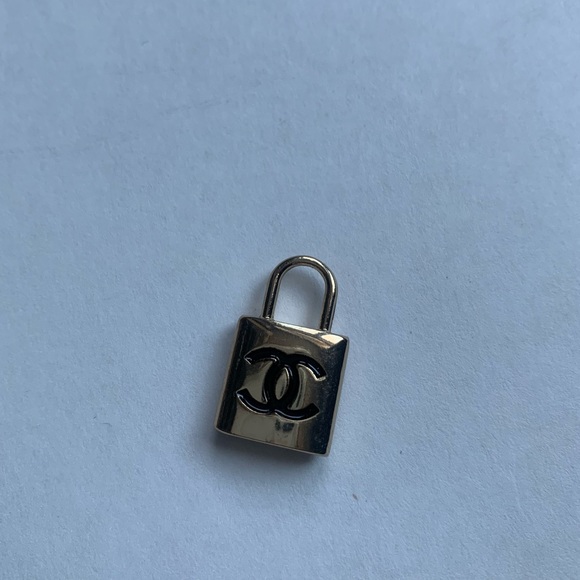 CC Lock zipper pull - Picture 1 of 3